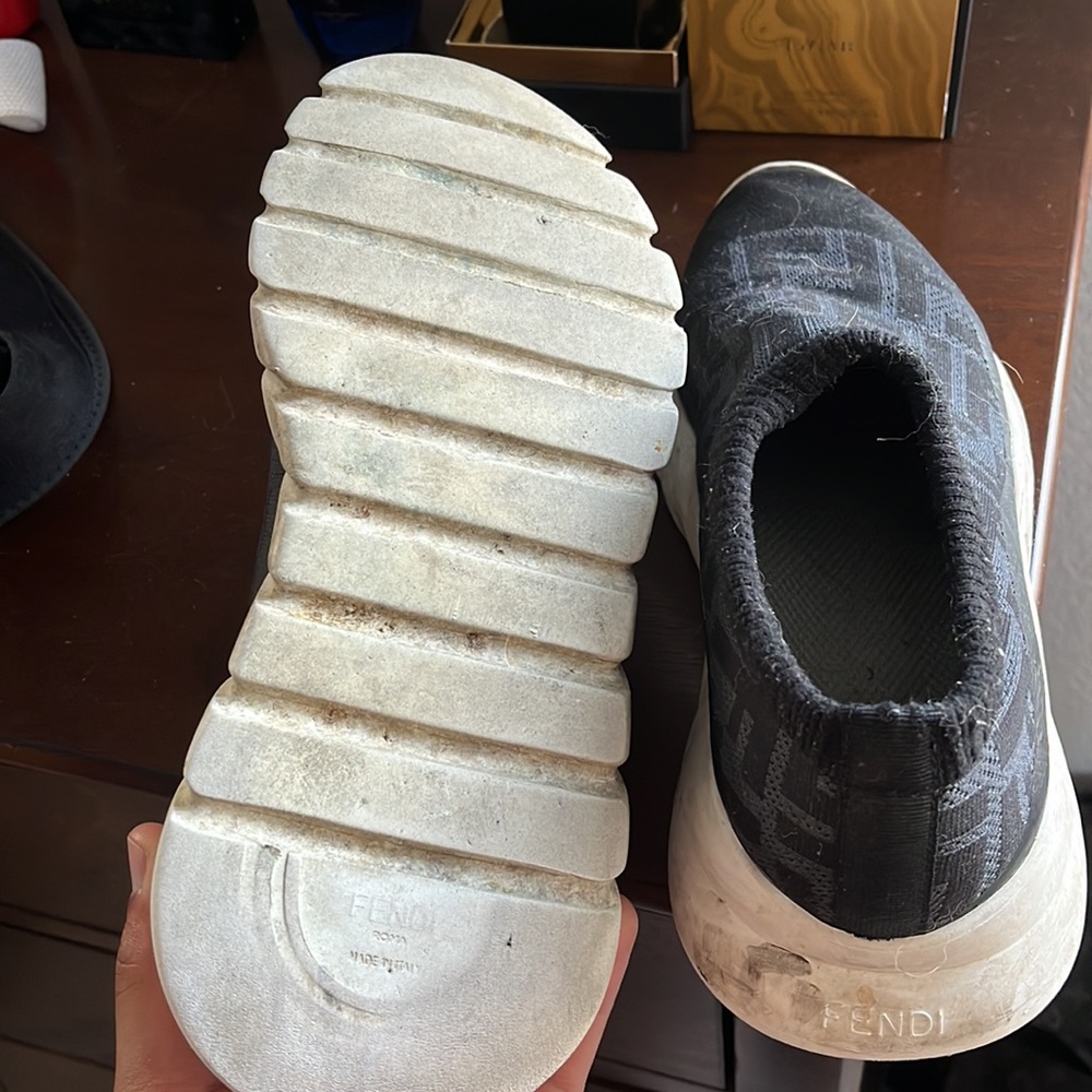 Fendi Runners - Picture 4 of 4